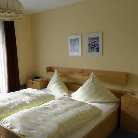 Hotel Haus Kanne 3*