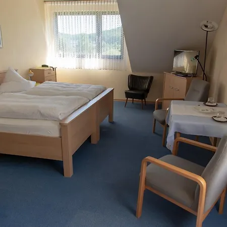 Hotel Haus Kanne 3*
